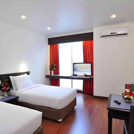 The Color Hotel Hat Yai Exterior foto
