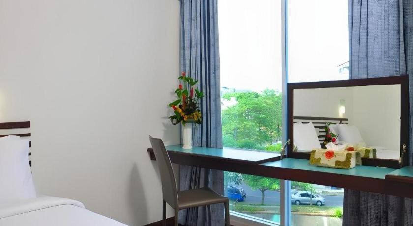 The Color Hotel Hat Yai Exterior foto